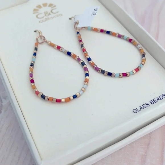 Free with purchase Pre loved Earrings - Picture 4 of 13